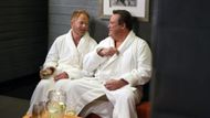 A still from Modern Family (Image via Peacock)